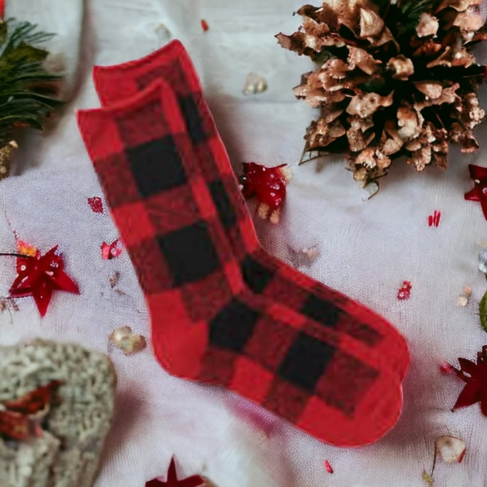 NWT - Cozy Buffalo Check Marled Knit Fuzzy Socks